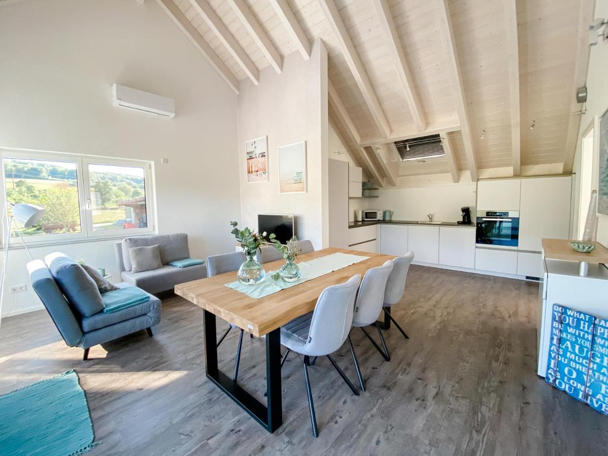 Wunderschoene Helle Wohnung Mit Grosser Dachterrasse Gottmadingen Exterior foto